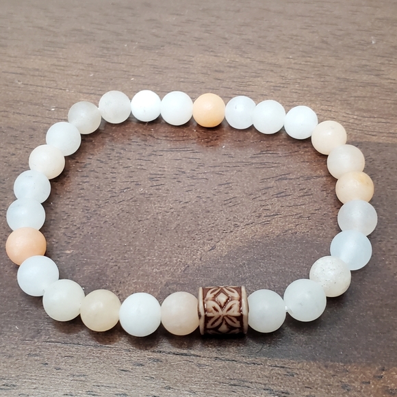 Pink Adventurine Crystal Bracelet - Picture 3 of 8